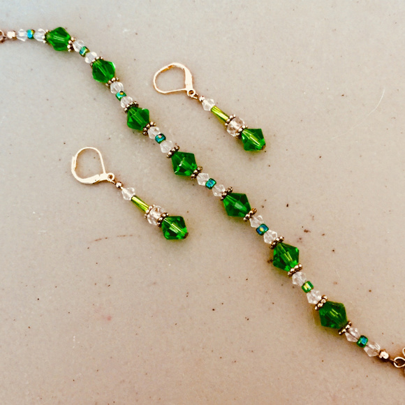 "Irish Eyes" Artisan Bracelet & Earring set - Picture 2 of 2